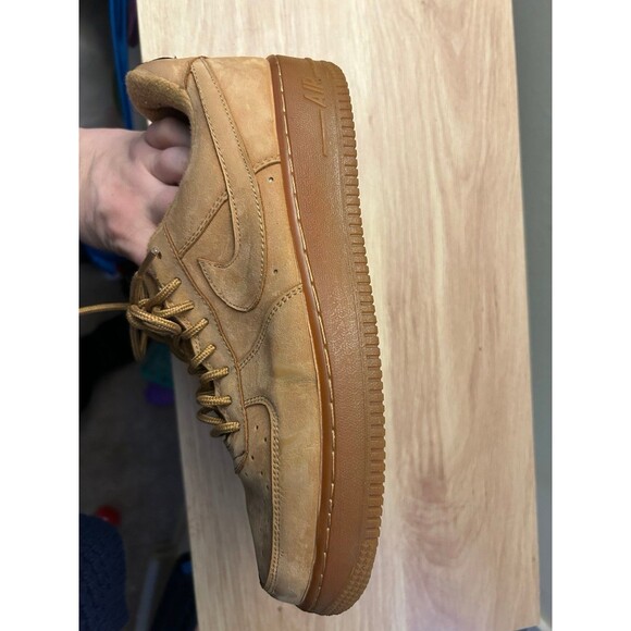 Nike Men’s Air Force 1 Size 7 Low GS Flax Sneaker - Picture 7 of 9